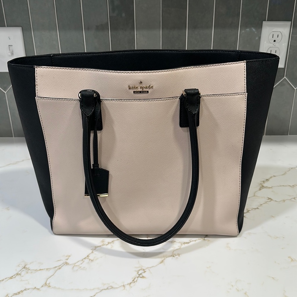 Kate Spade Tote ♠️